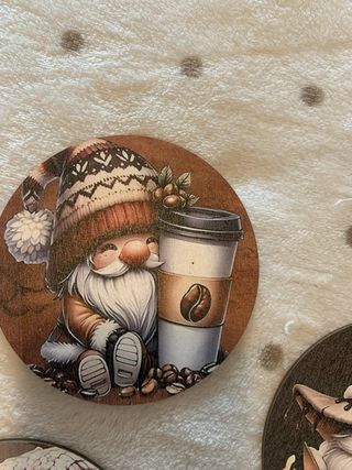 Set sottobicchieri in legno a tema caffè