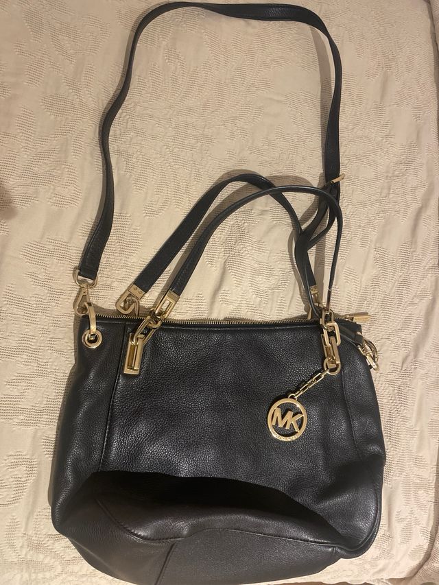 Bolso Michael Kors Piel Negro y Dorado