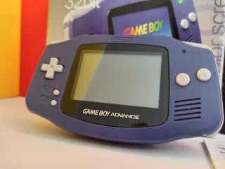 CONSOLA NINTENDO GAMEBOY ADVANCE CON CAJA MORADA