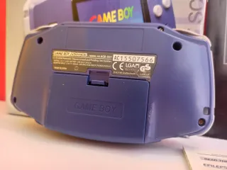 CONSOLA NINTENDO GAMEBOY ADVANCE CON CAJA MORADA