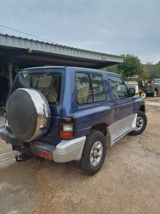 Mitsubishi Montero 2001