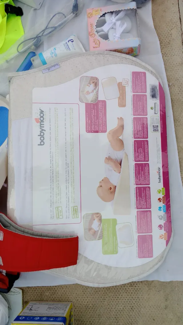 Almohadas bebé anti-cólicos y anti-torticulis.