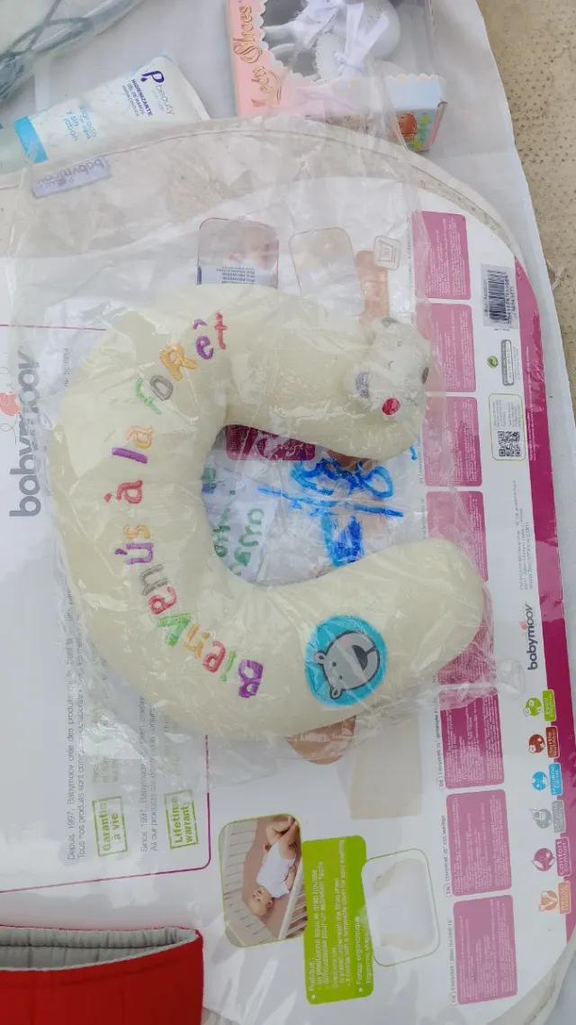 Almohadas bebé anti-cólicos y anti-torticulis.