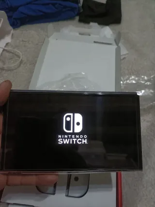 Nintendo Switch OLED Incluye Juego