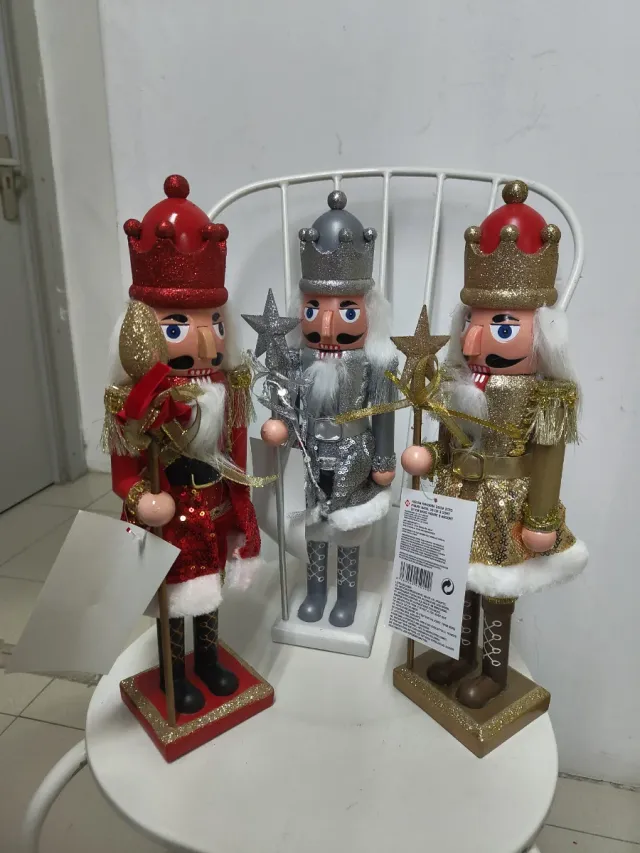 Muñecos cascanueces navideños 38cm