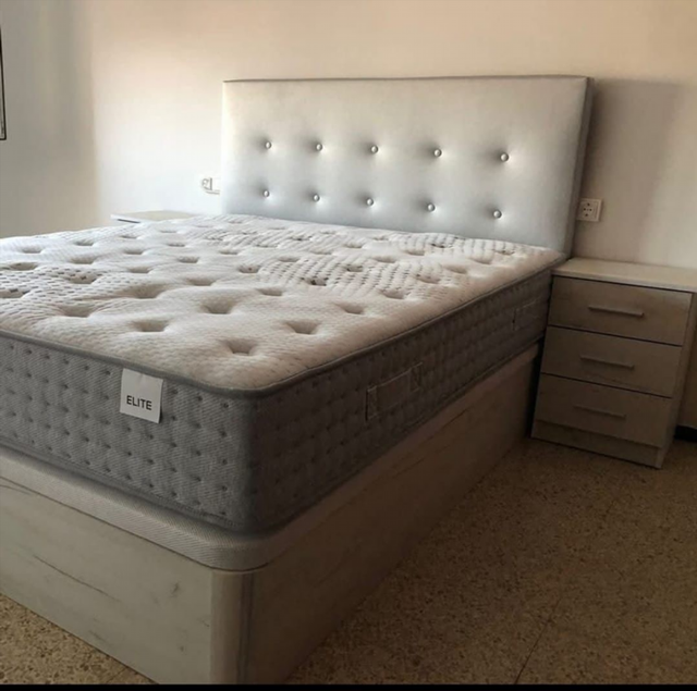 Canape y colchon nuevos