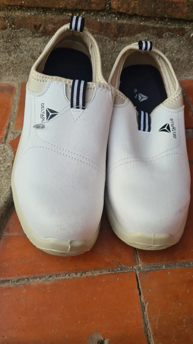 Zapatos de trabajo DELTAPLUS blancos