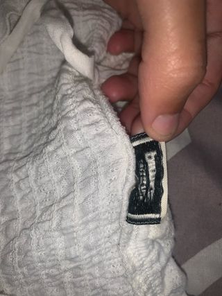 Top blanco manga corta con cordones