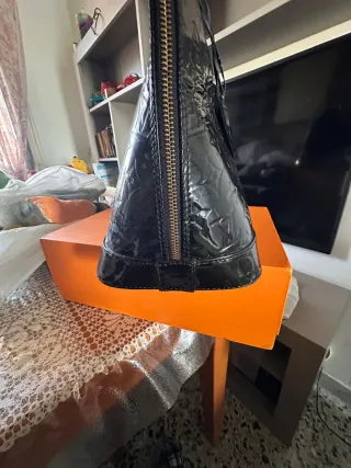 Borsa Louis Vuitton Vernis Nera