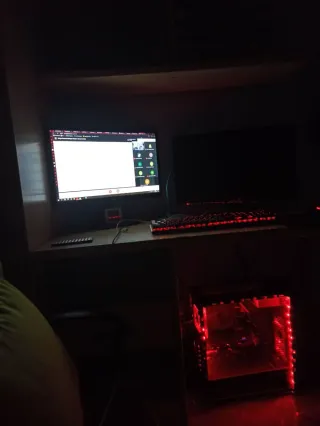 Carcasa Torre PC Gaming Grande Negra