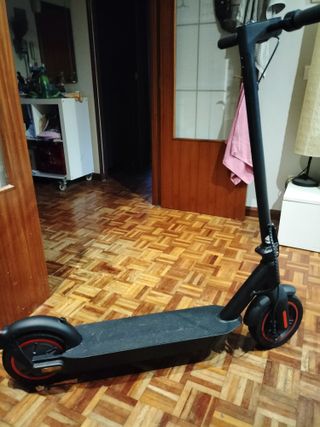 Patinete eléctrico casi nuevo
