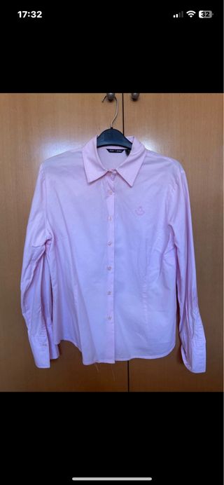 Camisa rosa de manga larga