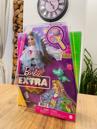 Barbie Extra N9