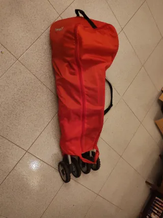 Passeggino leggero Prenatal rosso