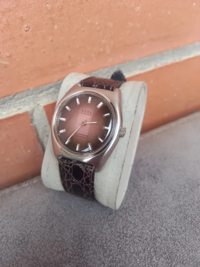 Reloj Voga de cuerda