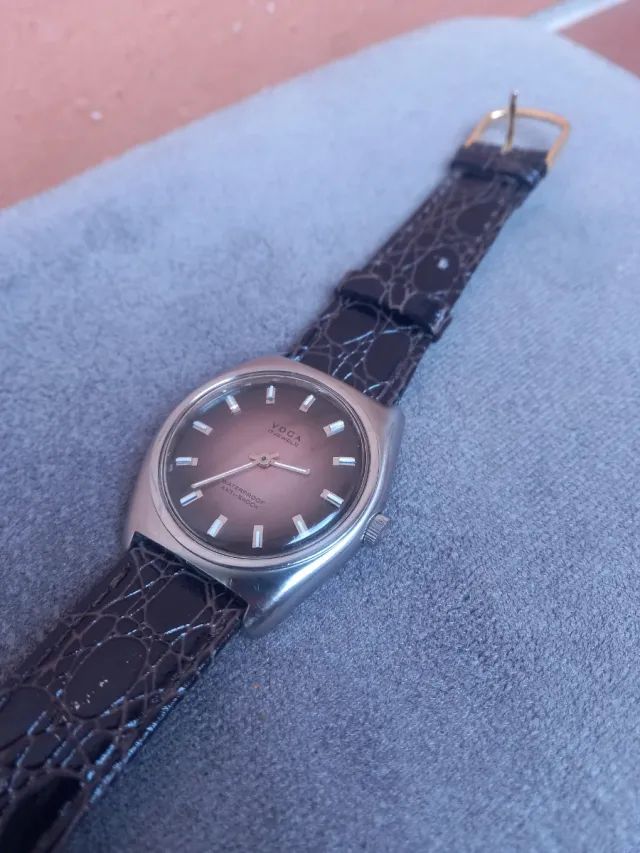 Reloj Voga de cuerda