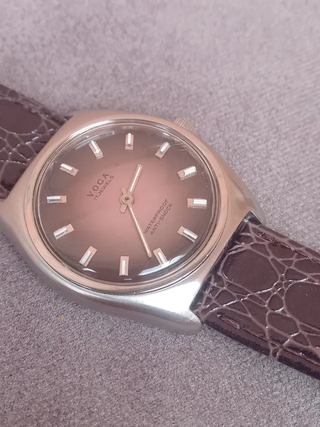 Reloj Voga de cuerda