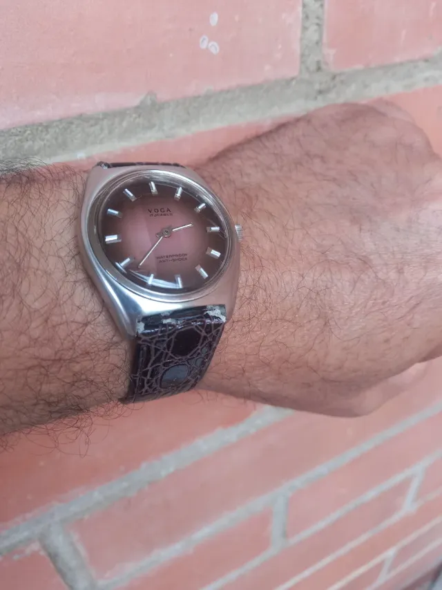 Reloj Voga de cuerda