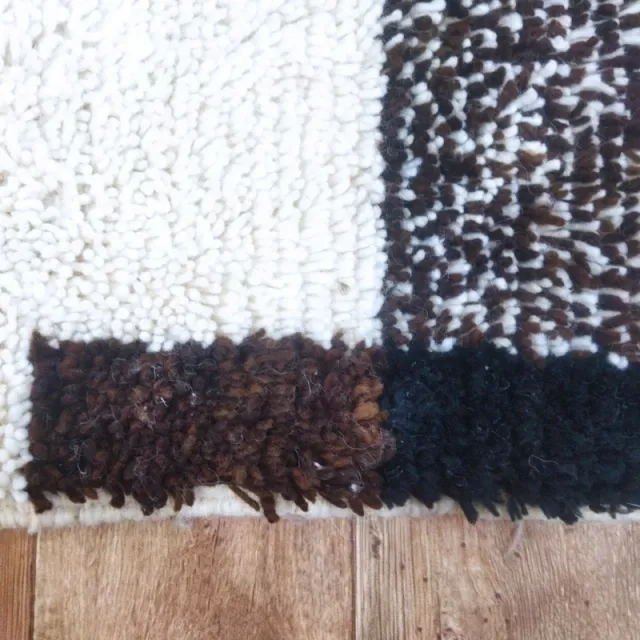 Alfombra hecho a mano de lana