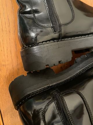 TOMMY HILFIGER - botas charol negro 40
