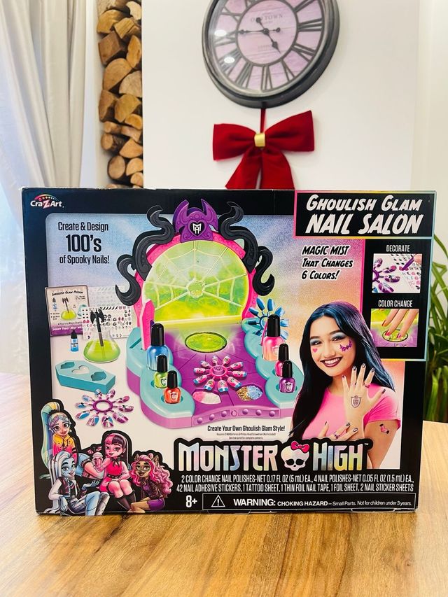 Salão de Unhas Monster High