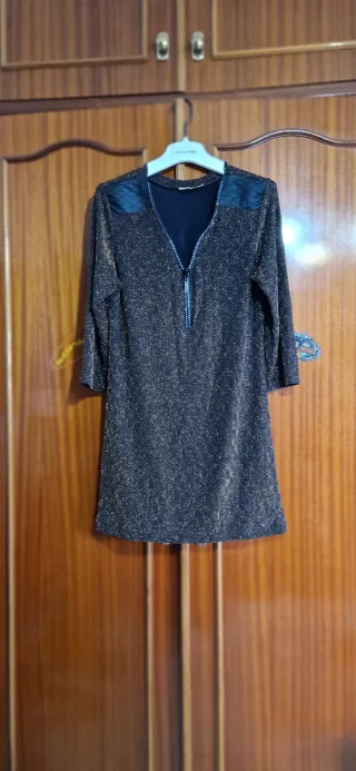 Vestido fiesta negro y dorado