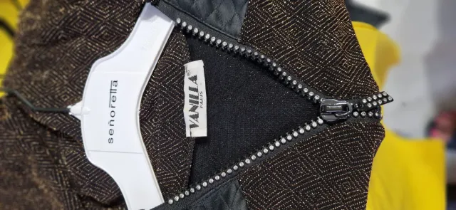 Vestido fiesta negro y dorado