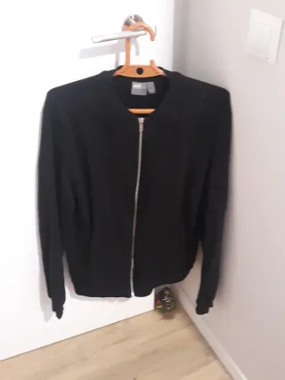 Chaqueta ASOS Negra Talla M