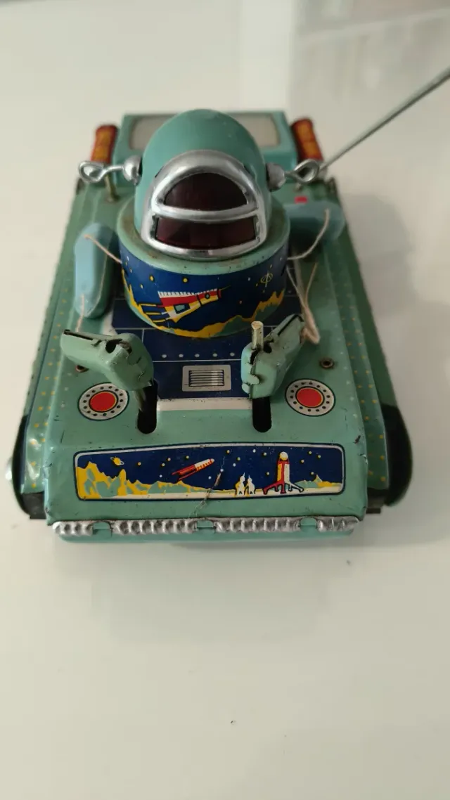 Space Tank Latta Vintage Anni 60/70