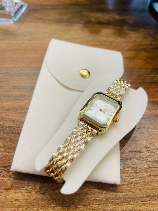 Relógio XIMILI Dourado Vintage