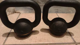 2 Pesas Rusas 4kg - 20€ Balón Medicinal 3kg - 15€