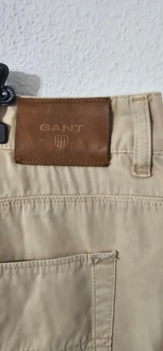Pantalón Gant Beige