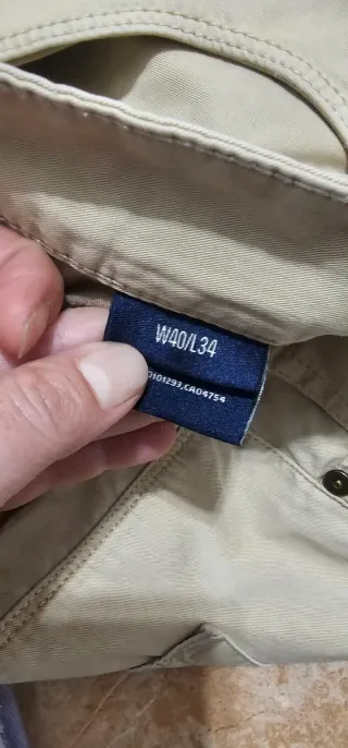 Pantalón Gant Beige