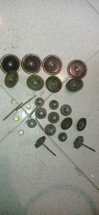 Lote Tiradores Vintage Bronce y Latón