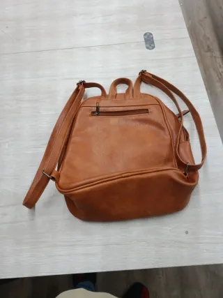 Mochila efecto piel marrón