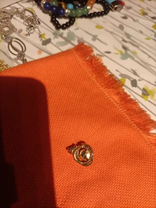 Colgante plata con perlas verde grande. Rodeada za