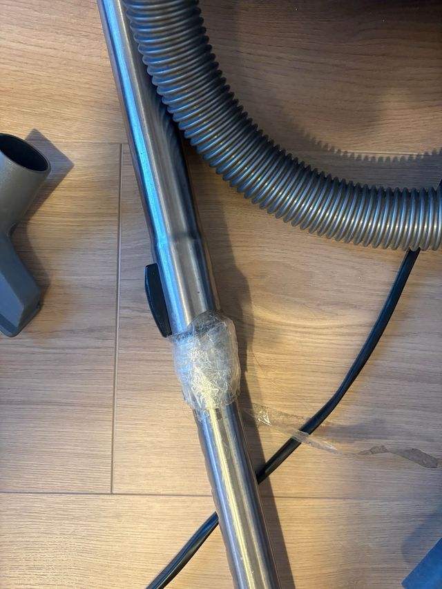 Aspiradora New Beagle con accesorios