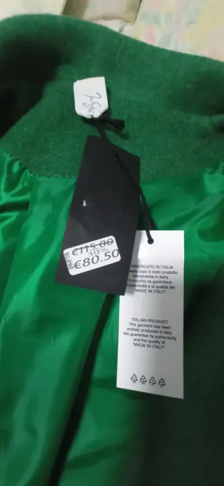 Abrigo verde oversize