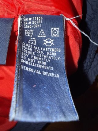 Abrigo niño Tommy Hilfiger azul y rojo
