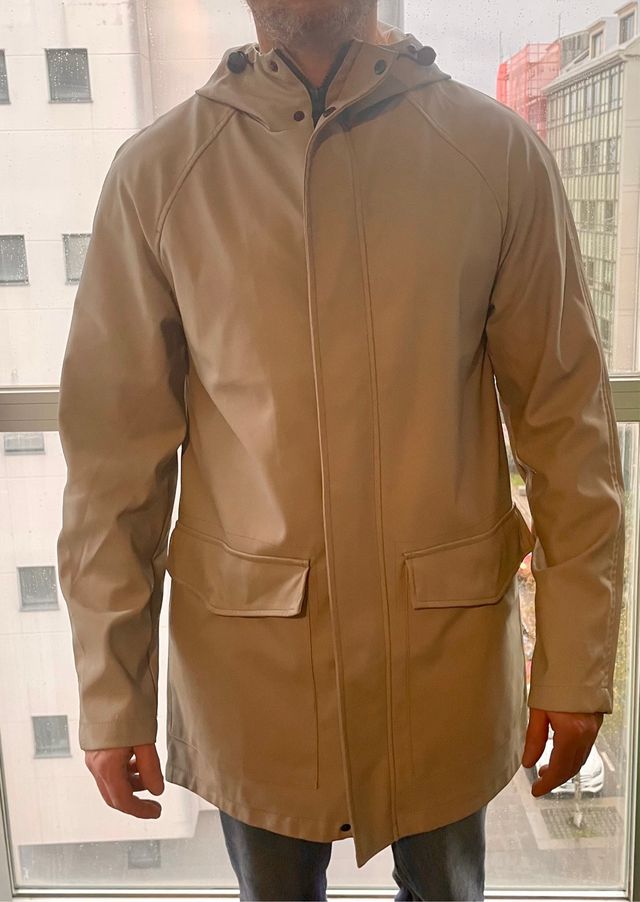 Chubasquero gris hombre