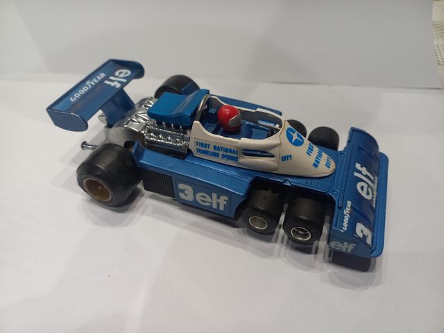 Polistil Tyrrell P34/2 6 ruote 1/32
