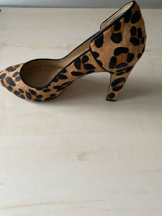 Zapatos de tacón Zara estampado animal