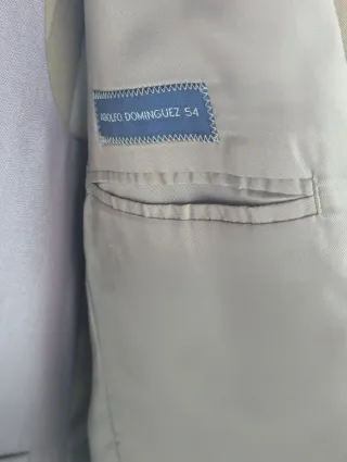 Traje Adolfo Domínguez Beige talla 54