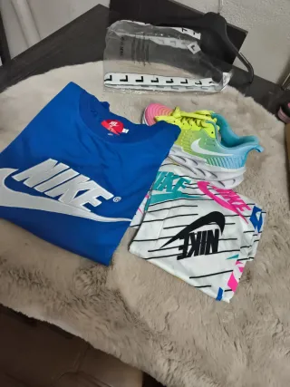 Lote Nike: Zapatillas Talla 36.40.41 y Ropa XXL