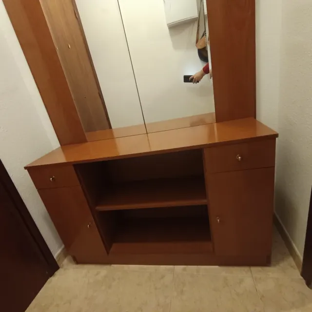 MUEBLE RECIBIDOR CON ESPEJO GRANDE