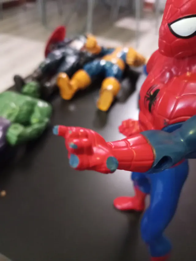 Lote Figuras Superhéroes Marvel y DC