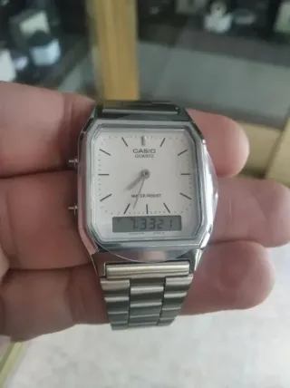 CASIO VINTAGE EDGY PLATEADO/ correa metalica