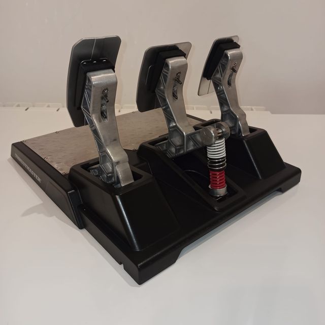 Volante Thrustmaster T248 + T-LCM Pedales