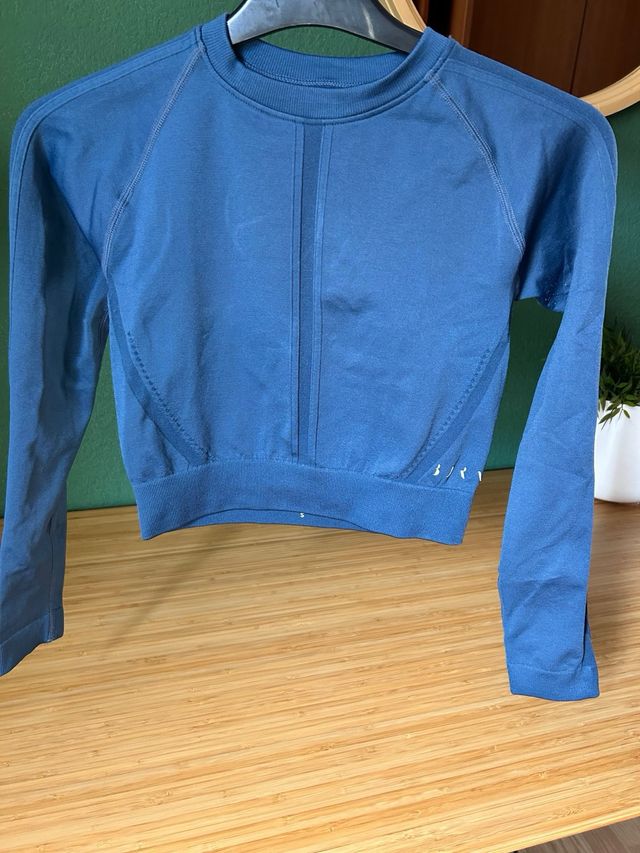 Top manga larga BORN Yoga