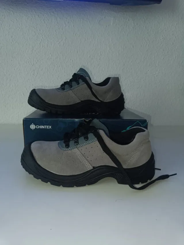 Zapatos Seguridad CHINTEX Talla 42 Nuevos